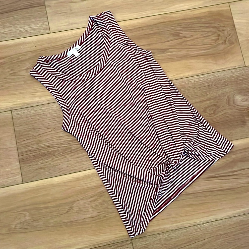 Levie Knot Front Knit Tee